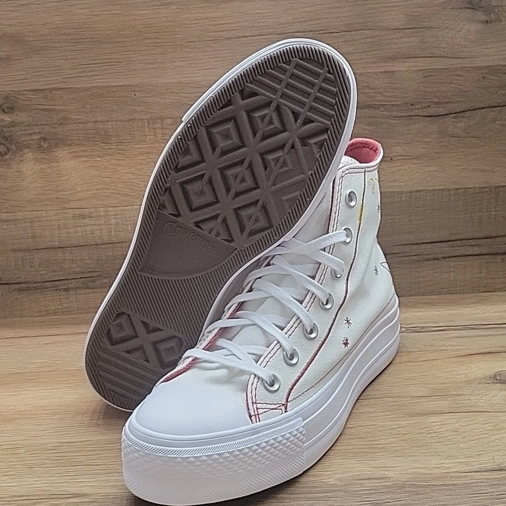 Converse Women's White and Red High-Top Sneakers